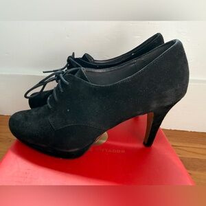 Adrienne Vittadini Black Pinehurst Lace-up Bootie